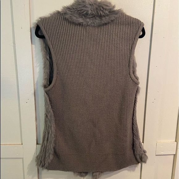 June rabbit fur button front vest size medium - Picture 2 of 8